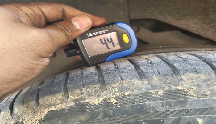 2022 Tata Safari XZ, Diesel, Manual, 1,66,300 km, tyre