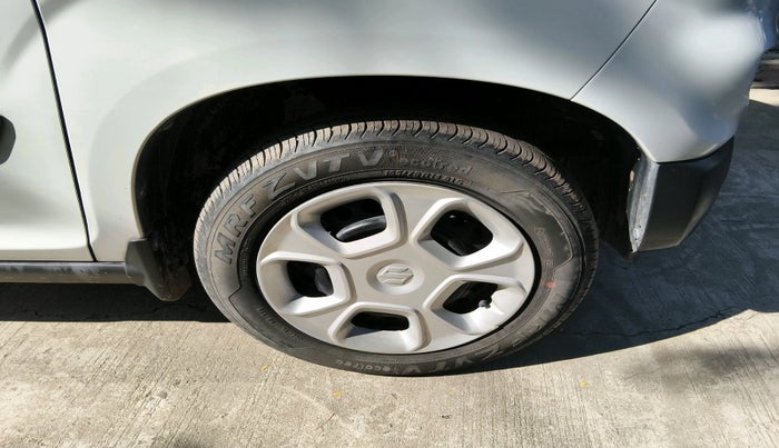 2022 Maruti S PRESSO VXI (O), Petrol, Manual, 8,941 km, tyre