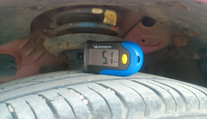 2022 Hyundai NEW I20 ASTA 1.2 MT, Petrol, Manual, 29,555 km, tyre