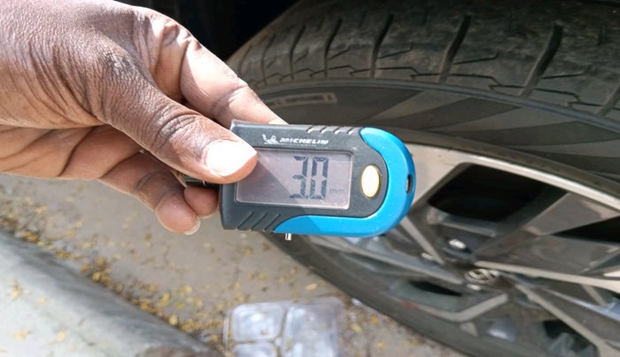 2020 Hyundai Creta SX (O) AT 1.5 DIESEL, Diesel, Automatic, 1,13,026 km, tyre