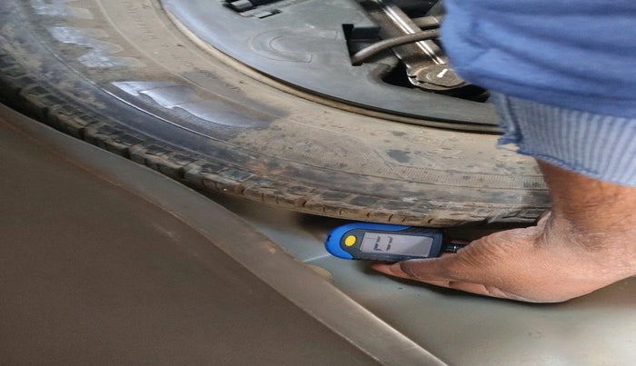 2010 Hyundai i10 SPORTZ 1.2, Petrol, Manual, 29,632 km, tyre