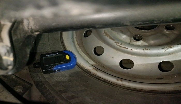 2015 Maruti Wagon R 1.0 LXI, Petrol, Manual, 96,338 km, tyre