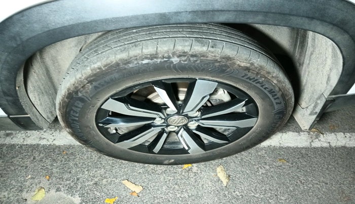 2019 MG HECTOR SHARP 1.5 DCT PETROL, Petrol, Automatic, 36,706 km, tyre