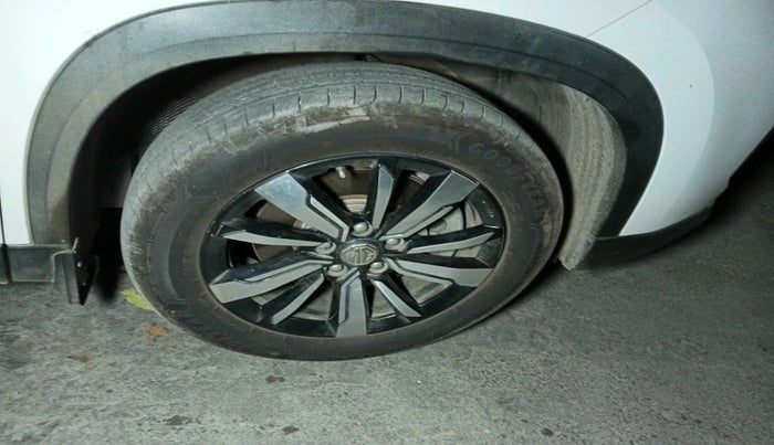 2019 MG HECTOR SHARP 1.5 DCT PETROL, Petrol, Automatic, 36,706 km, tyre