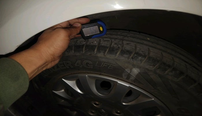 2011 Hyundai i20 MAGNA 1.2, Petrol, Manual, 62,627 km, tyre