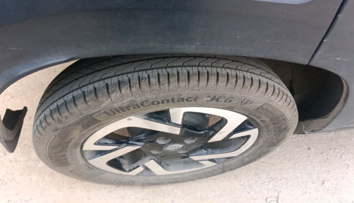 2022 Nissan MAGNITE XV PREMIUM TURBO (O), Petrol, Manual, 57,106 km, tyre