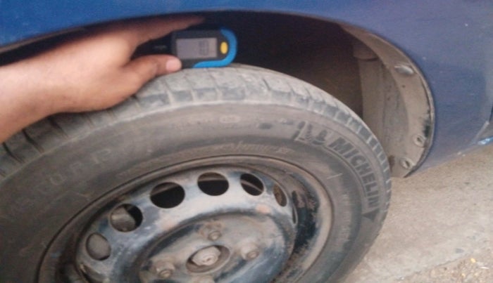 2014 Maruti Alto 800 LXI CNG, Petrol, Manual, 1,00,694 km, tyre