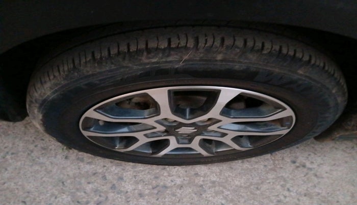 2022 Maruti XL6 ZETA MT, Petrol, Manual, 29,811 km, tyre