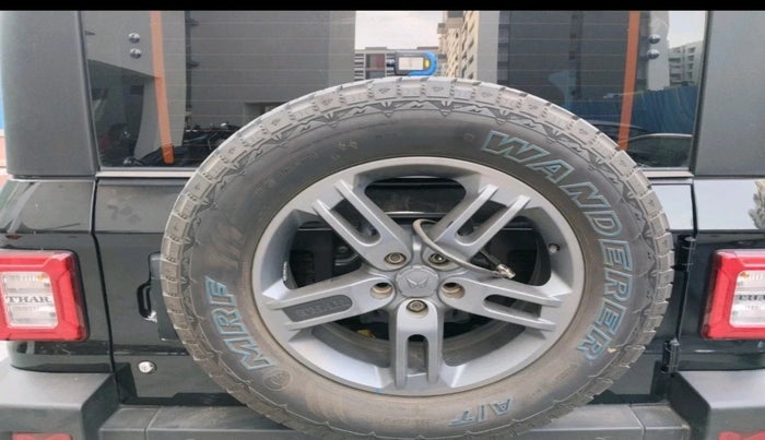 2025 Mahindra Thar LX D HT 2WD MT, Diesel, Manual, 8,498 km, tyre