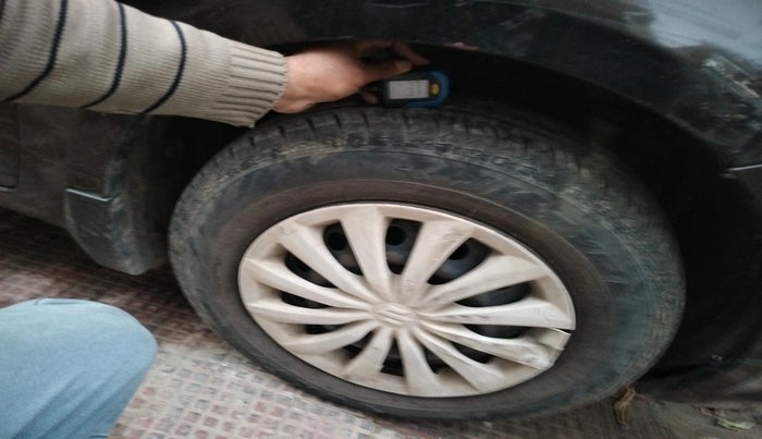 2015 Maruti Swift Dzire VXI, Petrol, Manual, 1,47,521 km, tyre