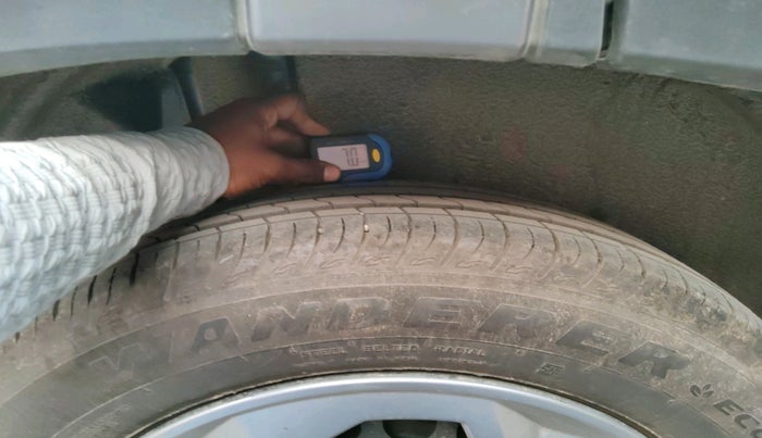 2024 Maruti BREZZA VXI AT SMART HYBRID, Petrol, Automatic, 5,643 km, tyre