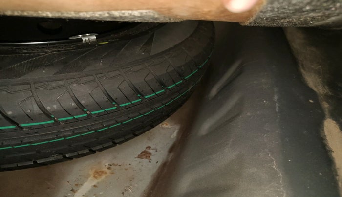 2023 Maruti Dzire VXI AMT, Petrol, Automatic, 26,611 km, tyre