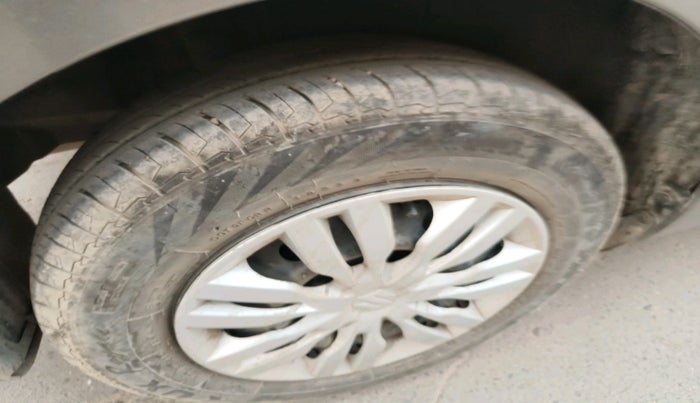 2023 Maruti Dzire VXI AMT, Petrol, Automatic, 26,611 km, tyre