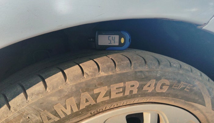 2011 Tata Indica Vista TERRA TDI, Diesel, Manual, 1,43,862 km, tyre