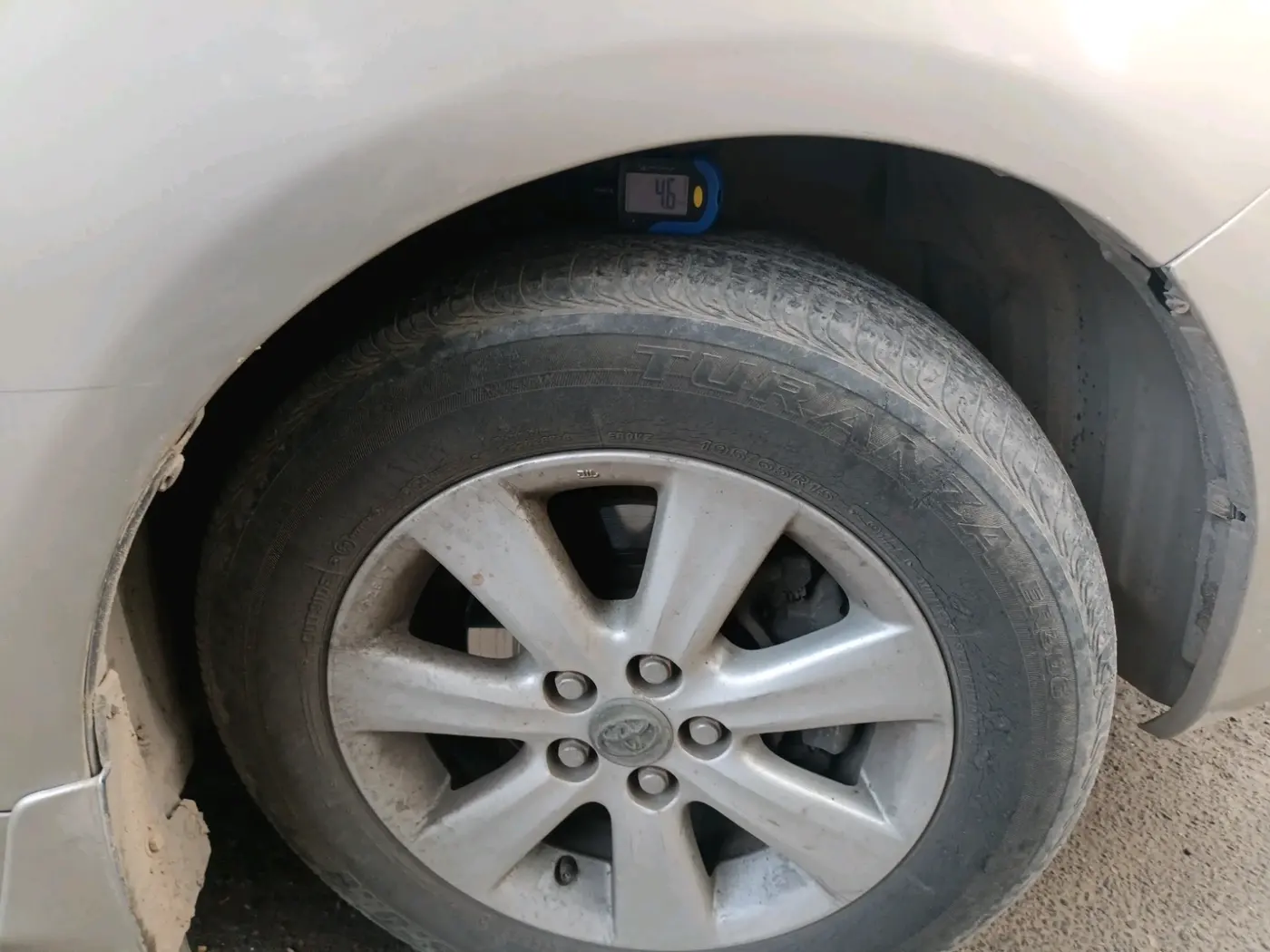 2011 Toyota Corolla Altis G PETROL, Petrol, Manual, 63,975 km, tyre
