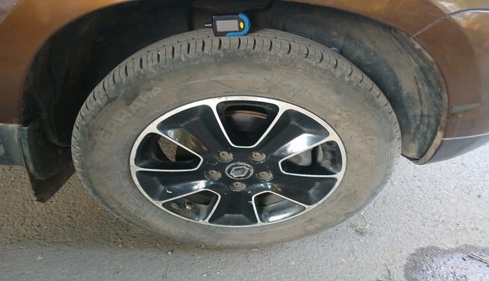 2016 Renault Duster 85 PS RXZ DIESEL, Diesel, Manual, 71,394 km, tyre