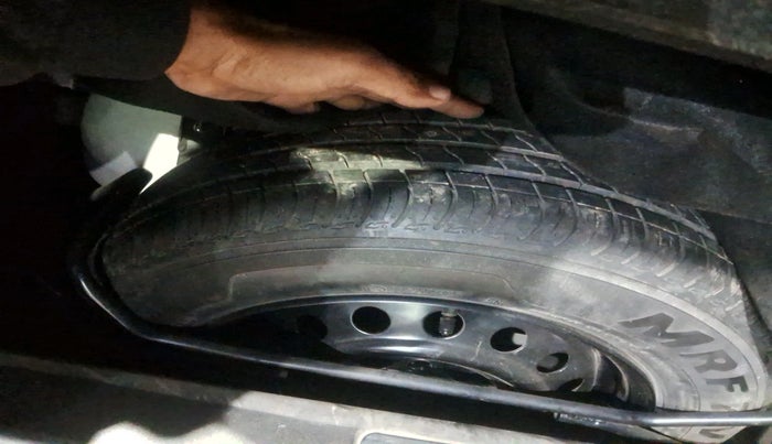 2022 Maruti New Wagon-R VXI CNG 1.0, Petrol, Manual, 1,10,245 km, tyre