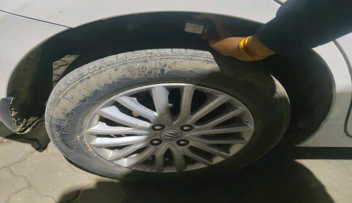 2020 Maruti Dzire ZXI, Petrol, Manual, 78,277 km, tyre