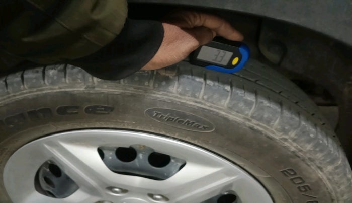 2021 KIA SELTOS HTK 1.5 PETROL, Petrol, Manual, 36,682 km, tyre