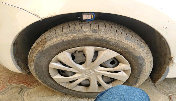 2019 Maruti Swift VXI, Petrol, Manual, 57,451 km, tyre