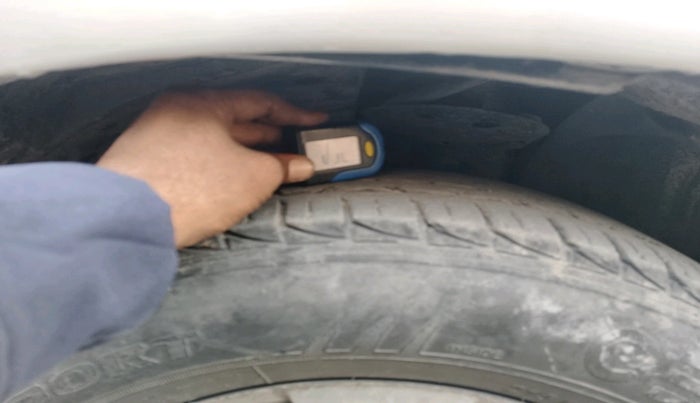 2014 Renault Duster 85 PS RXL DIESEL, Diesel, Manual, 1,63,310 km, tyre