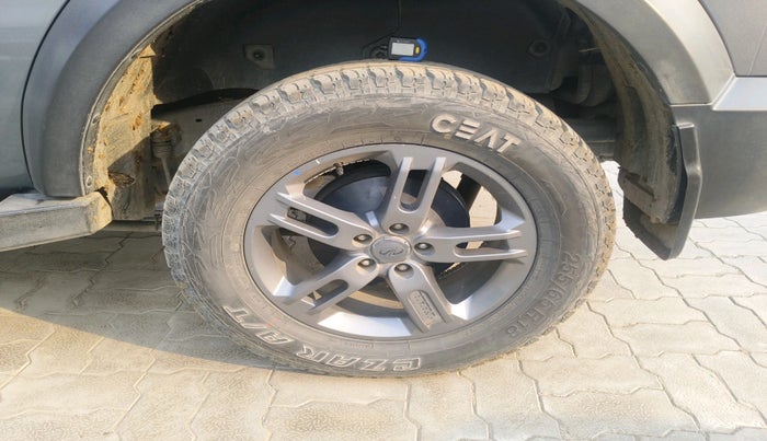 2021 Mahindra Thar LX HARD TOP 4WD MT, Diesel, Manual, 52,956 km, tyre