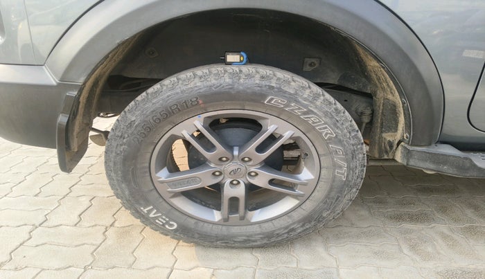 2021 Mahindra Thar LX HARD TOP 4WD MT, Diesel, Manual, 52,956 km, tyre