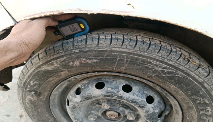 2013 Maruti Alto 800 LXI, Petrol, Manual, 62,253 km, tyre