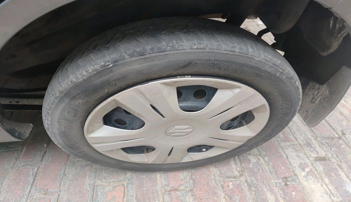 2012 Maruti Wagon R 1.0 VXI, Petrol, Manual, 80,669 km, tyre