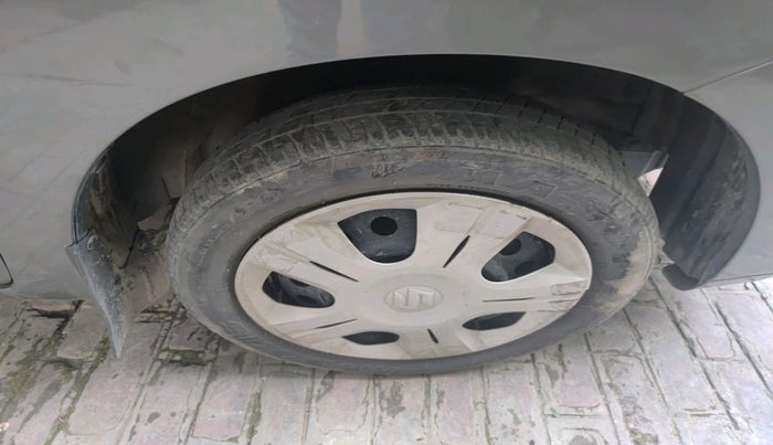 2012 Maruti Wagon R 1.0 VXI, Petrol, Manual, 80,669 km, tyre