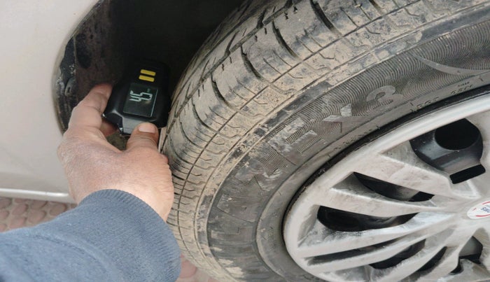 2018 Maruti Dzire VDI, Diesel, Manual, 91,580 km, tyre