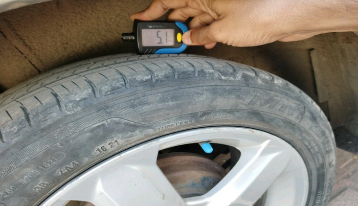 2011 Honda City 1.5L I-VTEC V MT, Petrol, Manual, 1,09,023 km, tyre