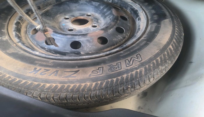 2013 Maruti Swift Dzire VXI, Petrol, Manual, 94,131 km, tyre