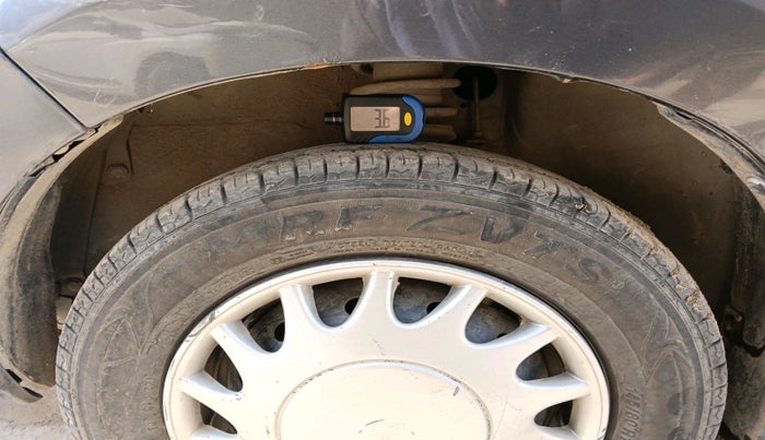 2015 Maruti Alto 800 LXI, Petrol, Manual, 1,15,092 km, tyre