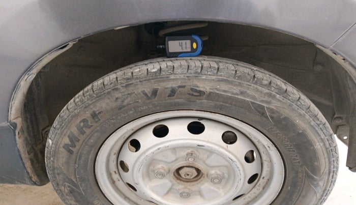 2015 Maruti Alto 800 LXI, Petrol, Manual, 1,15,092 km, tyre