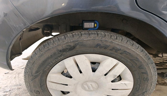 2015 Maruti Alto 800 LXI, Petrol, Manual, 1,15,092 km, tyre