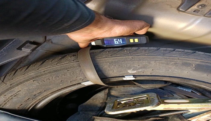 2012 Hyundai i20 ASTA 1.2, Petrol, Manual, 57,565 km, tyre