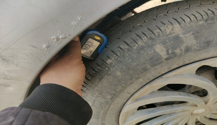 2011 Maruti A Star VXI, Petrol, Manual, 2,23,779 km, tyre