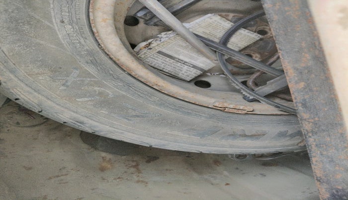 2011 Maruti A Star VXI, Petrol, Manual, 2,23,779 km, tyre