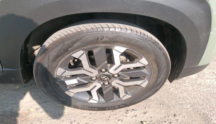 2024 Hyundai EXTER SX(O) 1.2 AMT, Petrol, Automatic, 13,408 km, tyre