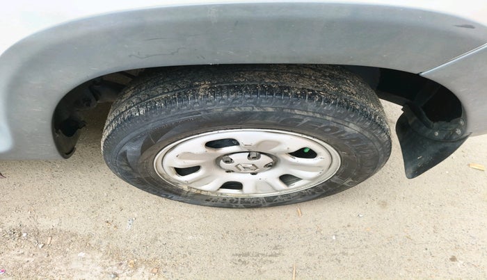 2013 Renault Duster RXL PETROL, Petrol, Manual, 67,051 km, tyre