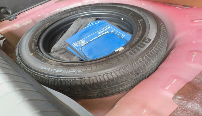 2019 Hyundai Elite i20 ASTA (O) CVT, Petrol, Automatic, 70,856 km, tyre