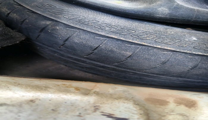 2011 Tata Indica Vista TERRA TDI, Diesel, Manual, 1,87,720 km, tyre