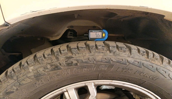 2015 Mahindra Scorpio S10, Diesel, Manual, 1,31,165 km, tyre