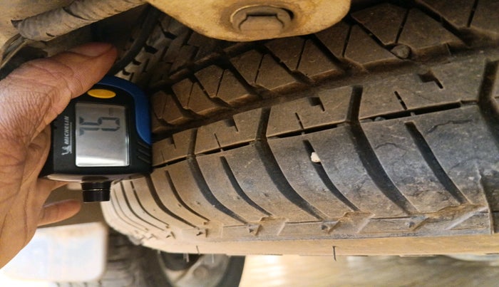 2015 Mahindra Scorpio S10, Diesel, Manual, 1,31,165 km, tyre