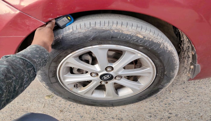 2015 Hyundai Grand i10 ASTA 1.2 KAPPA VTVT, Petrol, Manual, 1,10,039 km, tyre