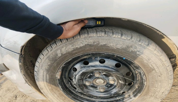 2011 Maruti A Star ZXI, Petrol, Manual, 64,942 km, tyre