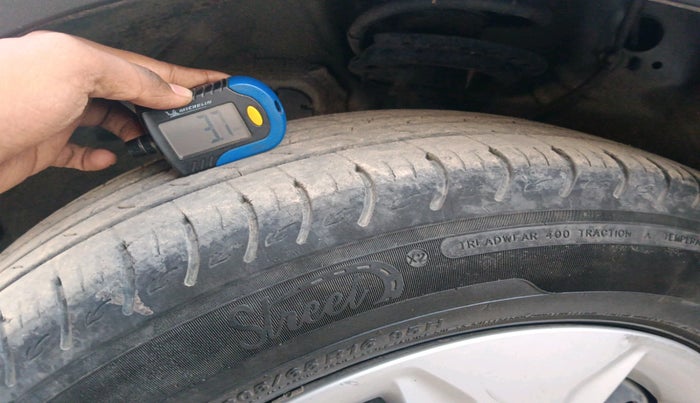 2019 Hyundai Creta E PLUS 1.4 DIESEL, Diesel, Manual, 1,04,288 km, tyre