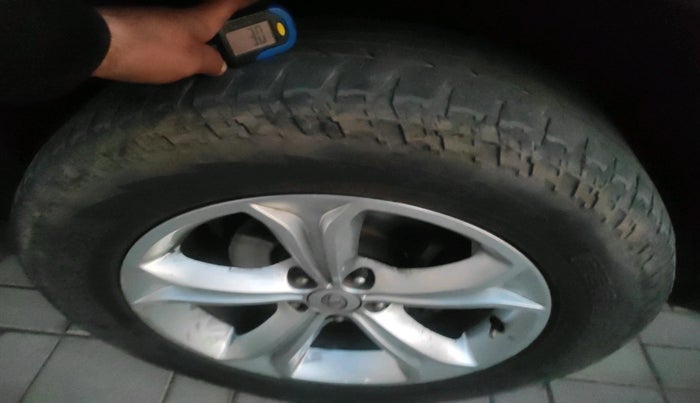 2022 Tata Harrier XTA 2.0L KRYOTEC PLUS, Diesel, Automatic, 1,84,720 km, tyre