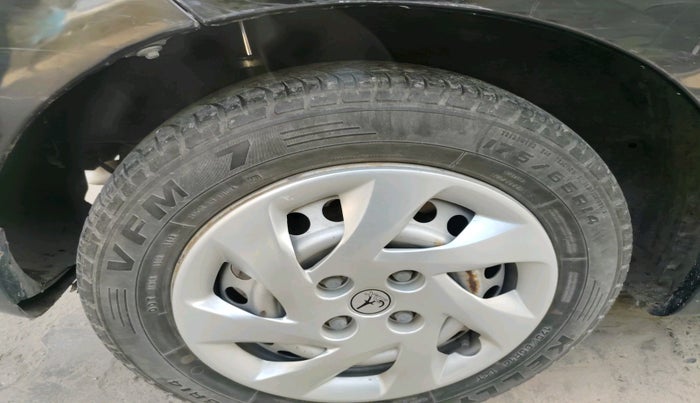 2012 Honda Brio E MT, Petrol, Manual, 91,450 km, tyre